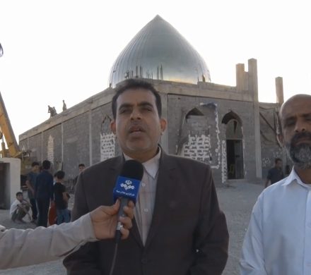 مراسم نصب گنبد آستان مقدس امامزاده شهسوار در روستای بندر عامری