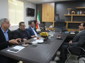 نشست بخشدار دلوار با مدیرکل کمیته امداد امام خمینی ره بوشهر